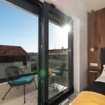 Aldo Apartment