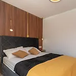 Apartment Aldo Trogir