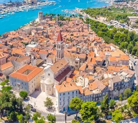 Aldo Apartamento Trogir